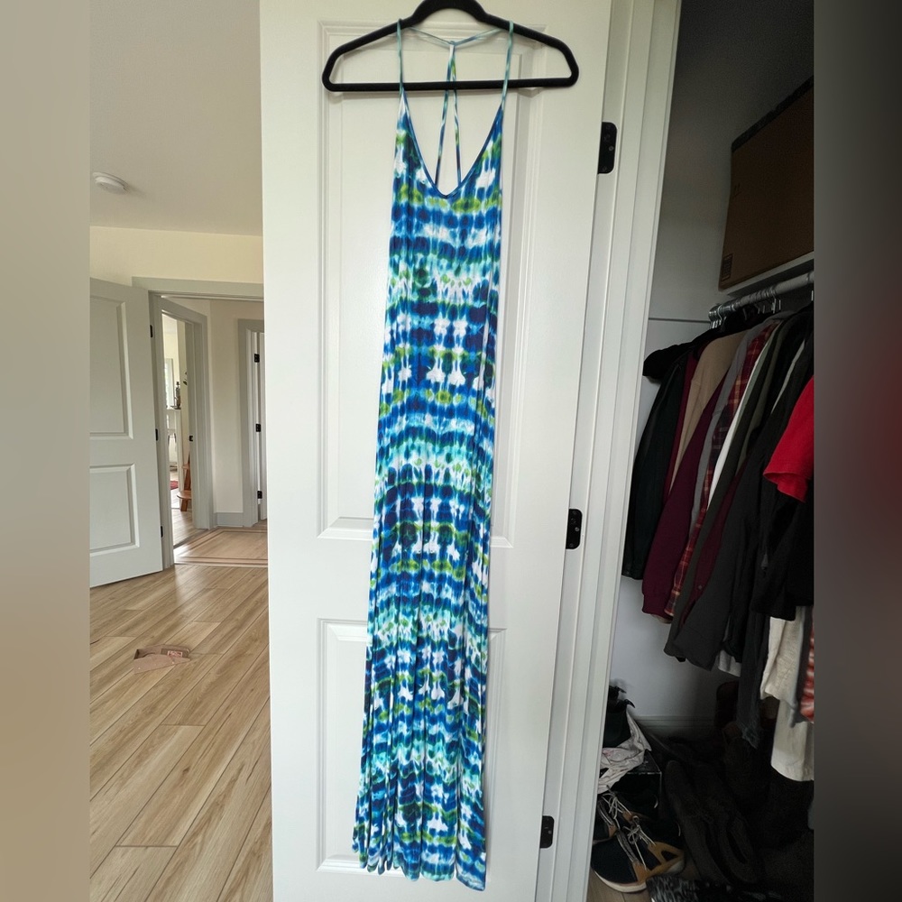 Tie dye spaghetti strap maxi dress! Size Small